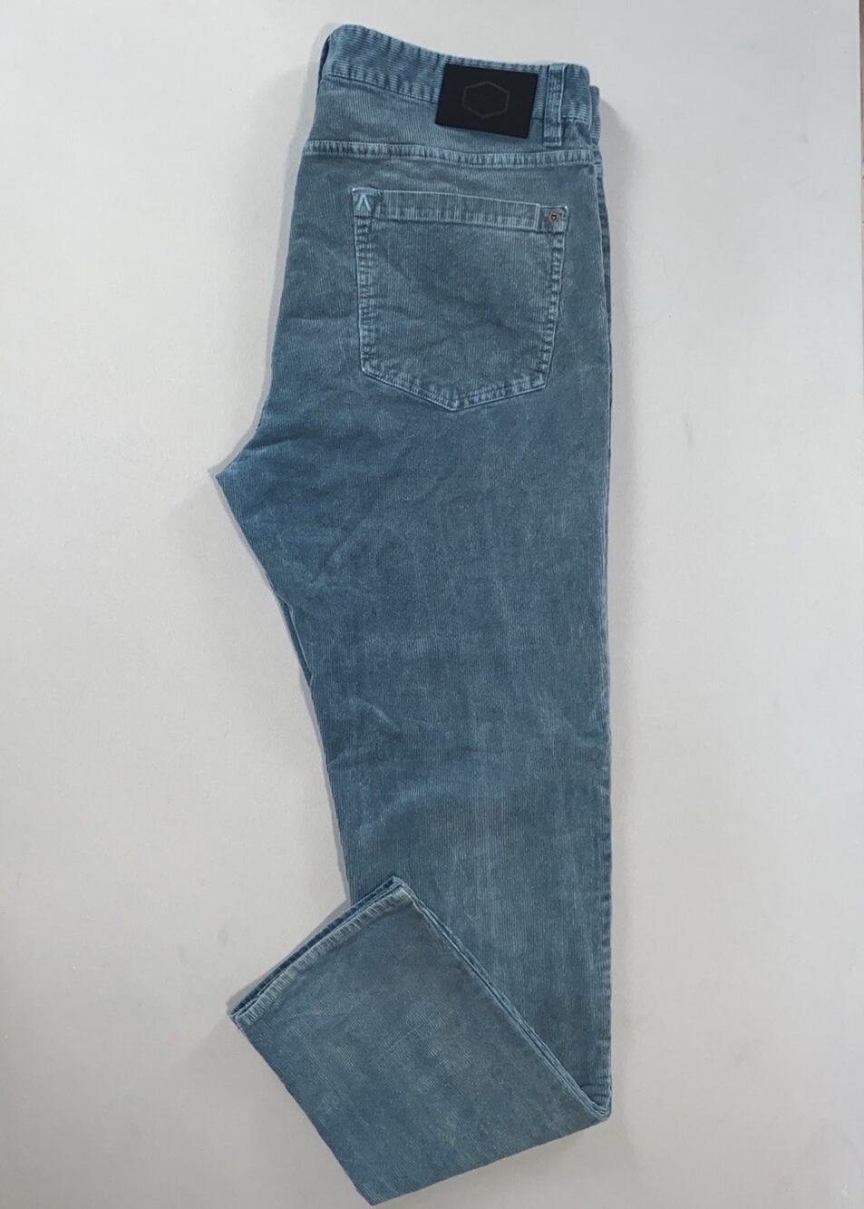 RVCA Daggers Fit 5-Pocket Jean Style Corduroy Pants. Perfectly Faded, 36X33. GUC